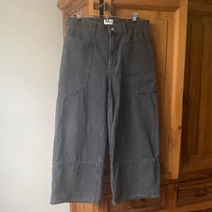 Never used Everlane The Way-high Gardener Cropped Jeans in size 31R